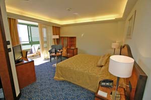 Standard double or twin with sea view, balcony, private facilities (bath), and breakfast